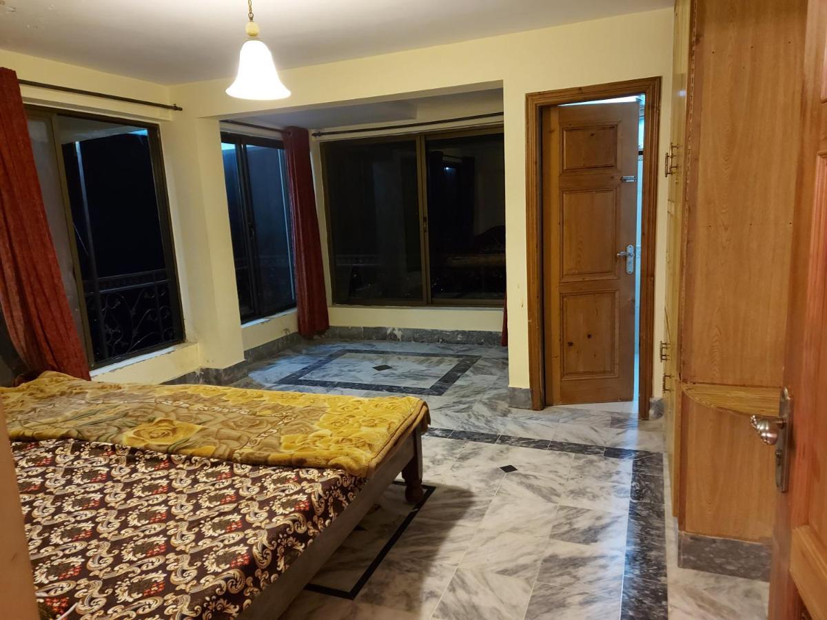 Hotel Shahrukh Heights Murree Exterior foto